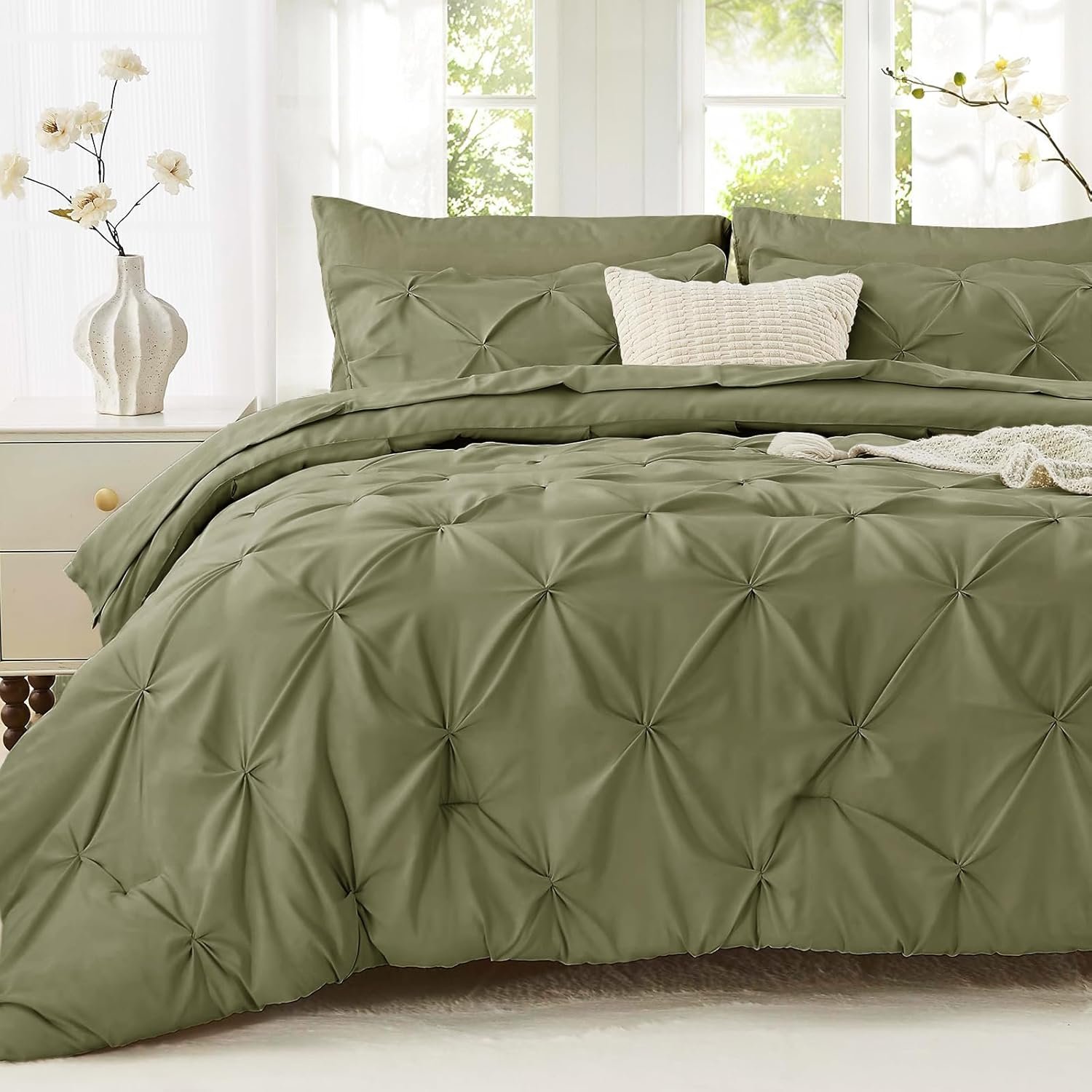 Sasttie Queen Comforter Set, 7-Piece, Beige - Image 50